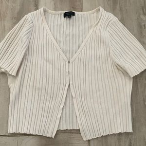 Ribbed cropped cardigan with hook closure, size M/L